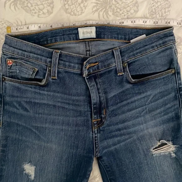 Women’s Hudson Jeans Size 28. Medium rise. - Picture 7 of 10